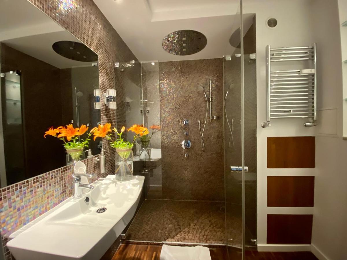 Aravel Suites Wrocław Eksteriør bilde